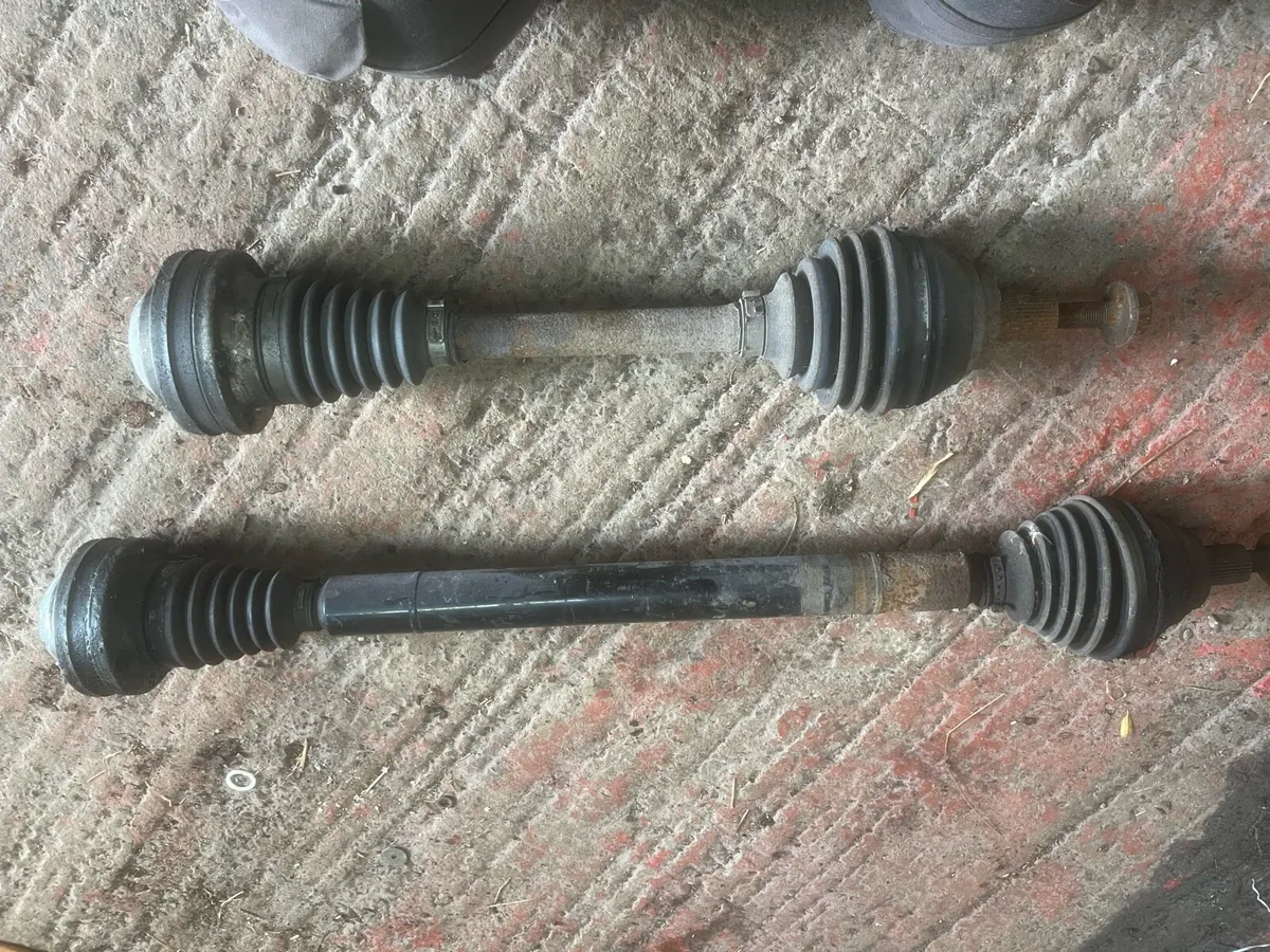 2015 1.6 caddy parts - Image 2