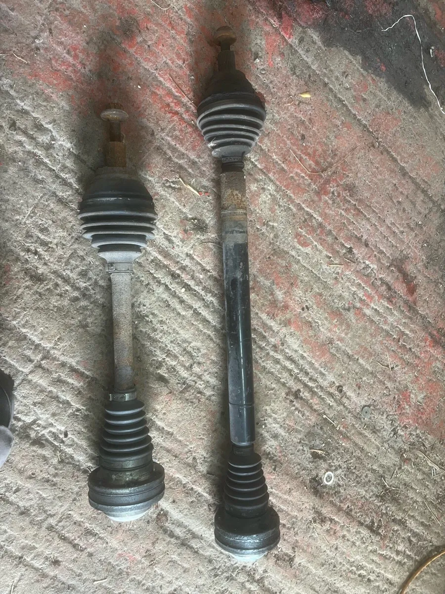 2015 1.6 caddy parts - Image 3