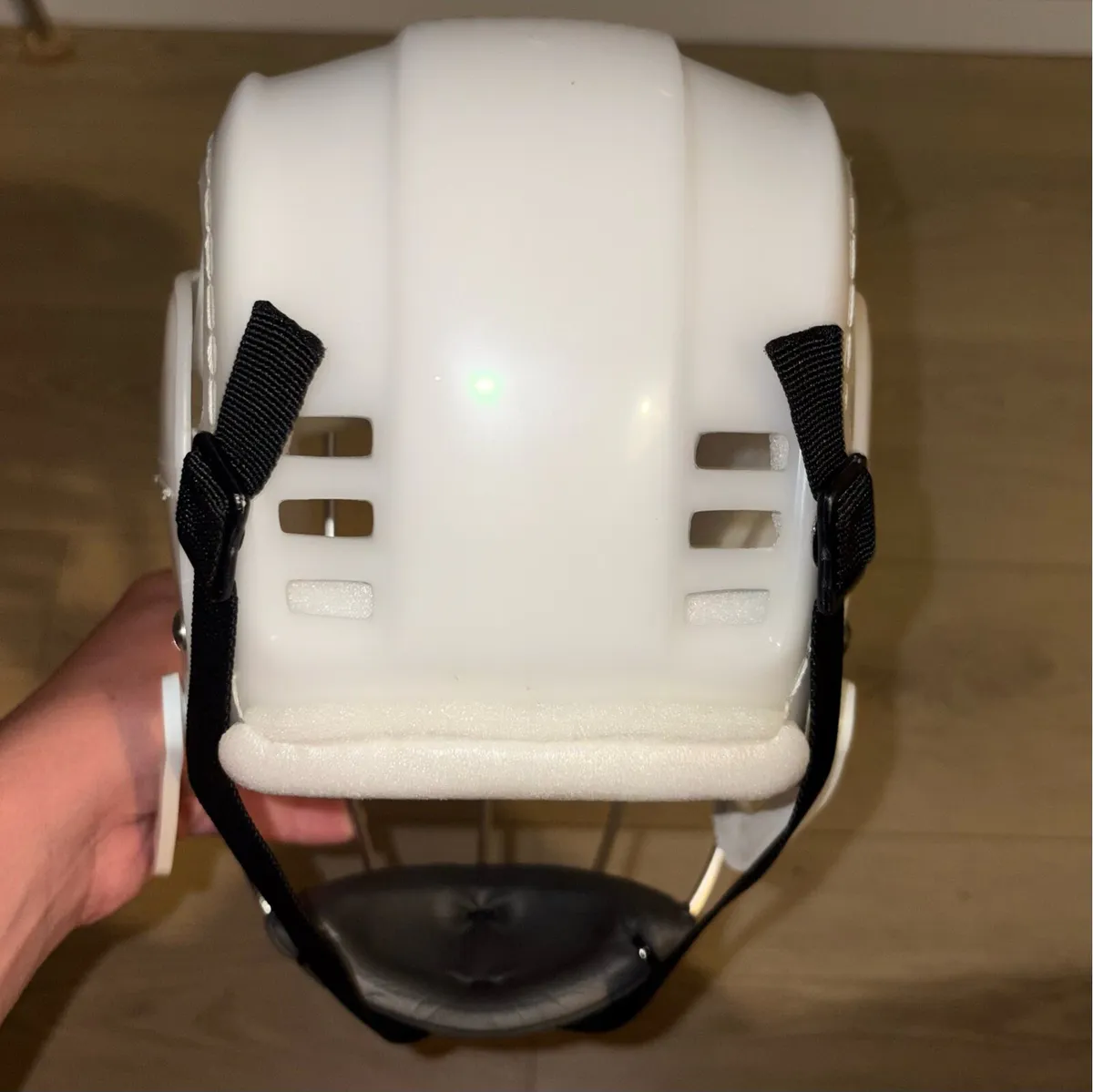 Gola Cooper Helmet - Image 3