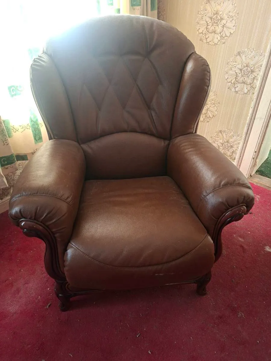 Leather 3 piece suite - Image 2