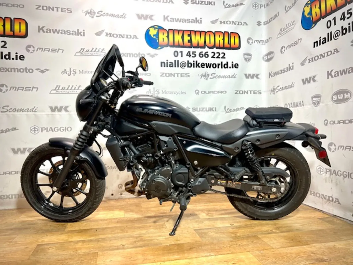 PRE-OWNED Kawasaki Eliminator SE 500 2025 - Image 3