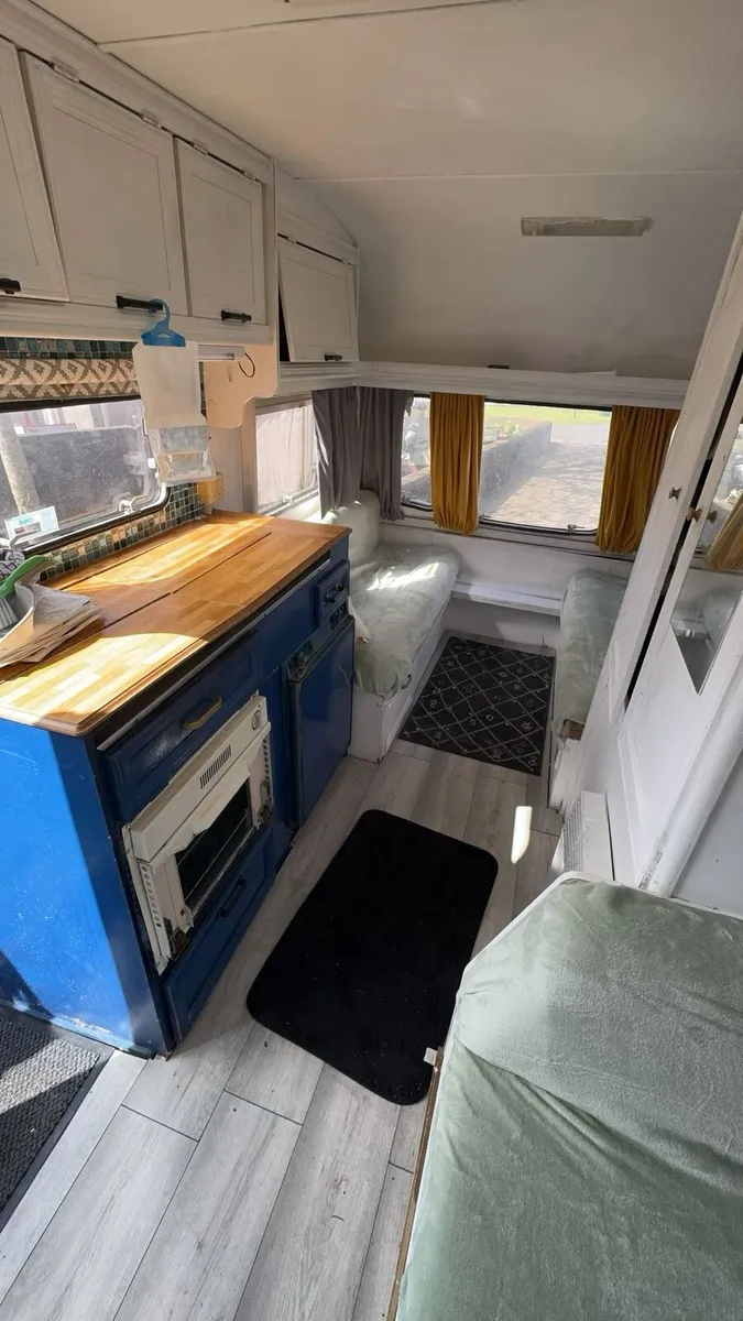 Caravan for sale - Image 4