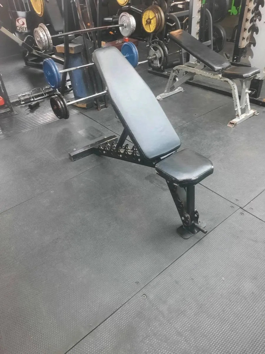 Gym equipment - Image 2