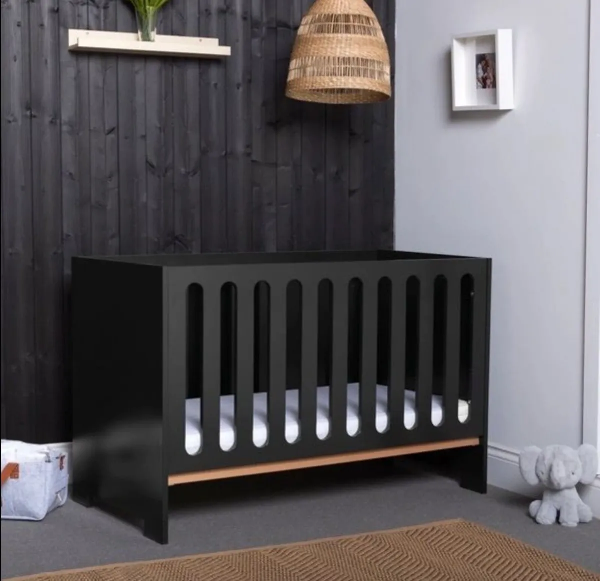 Baby Elegance cot - Image 1