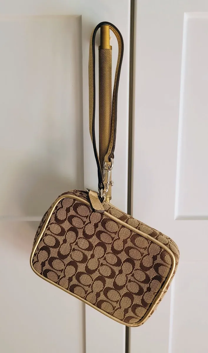 Vintage COACH Wristlet - Image 2