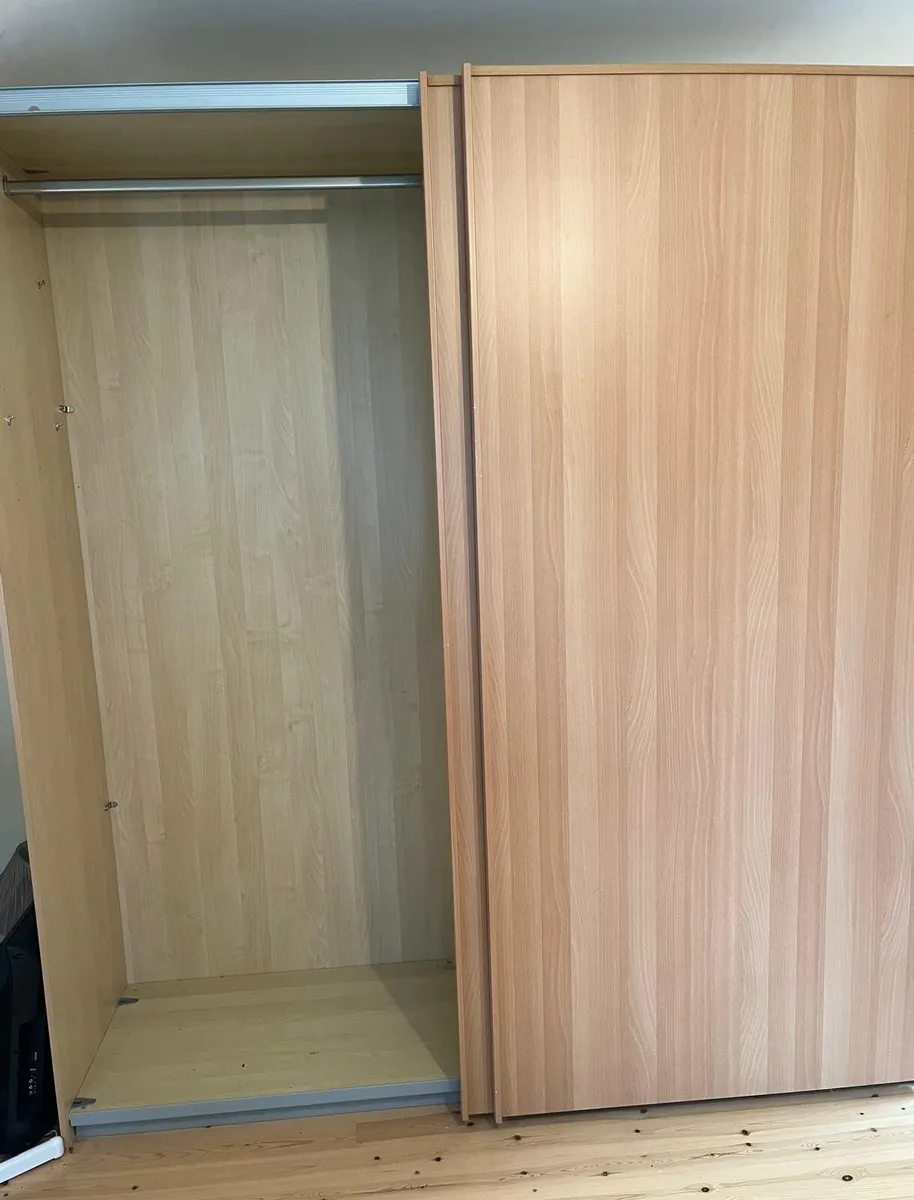 Wardrobe - Image 3