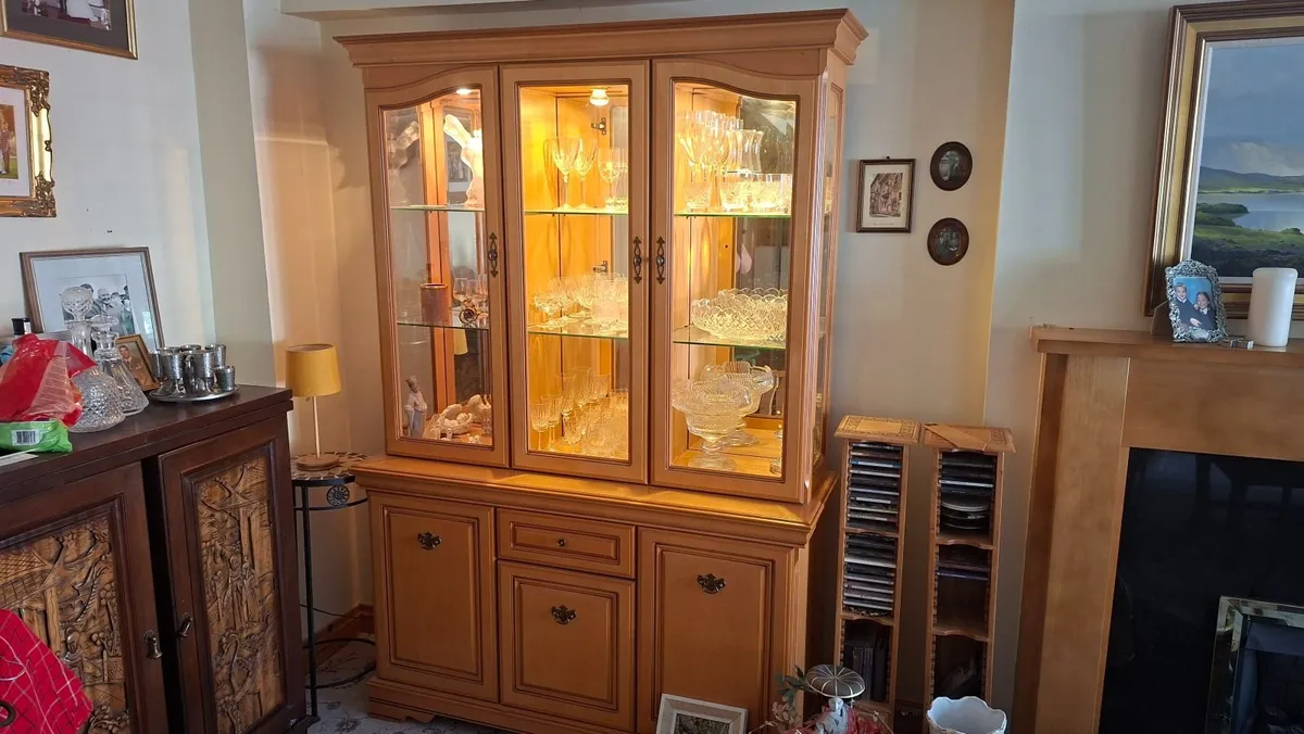 Furniture - Image 4
