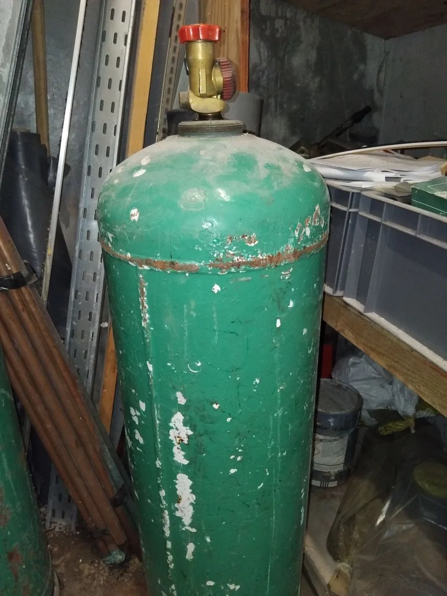 Fridge gas
