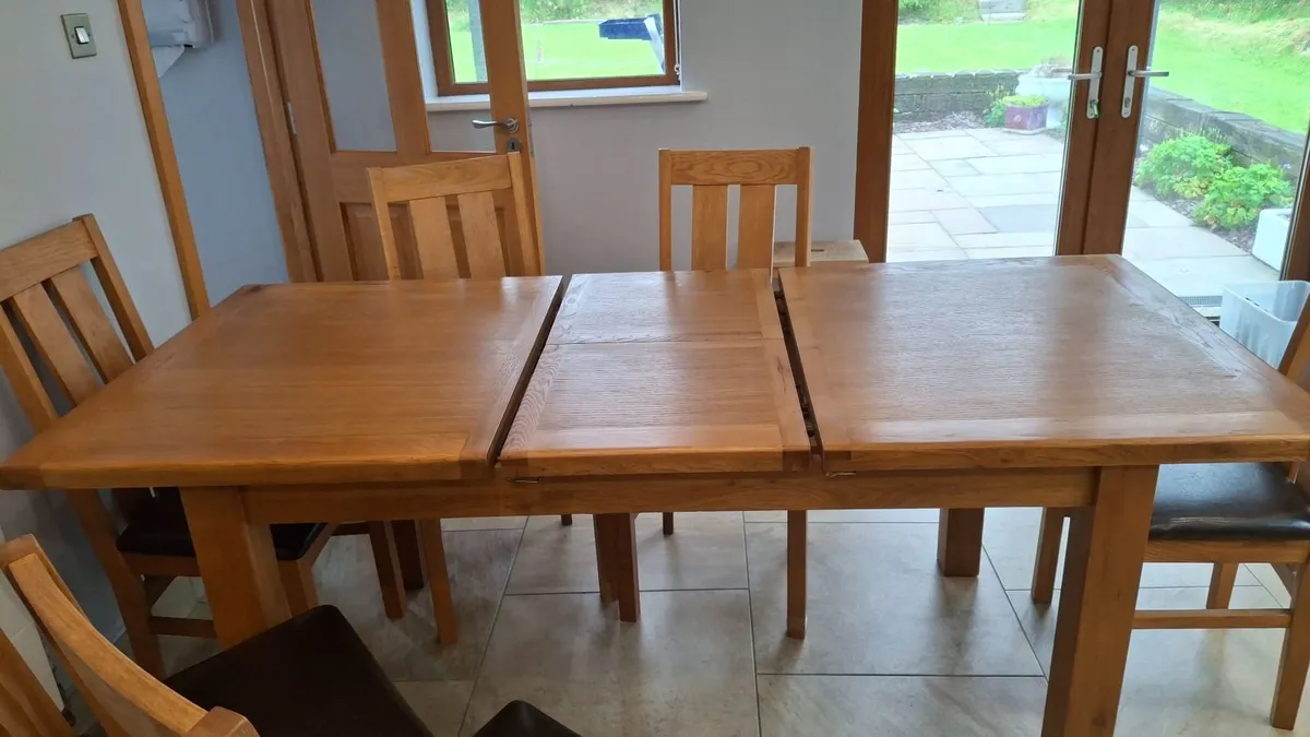 Kitchen table and six chairs - Image 3