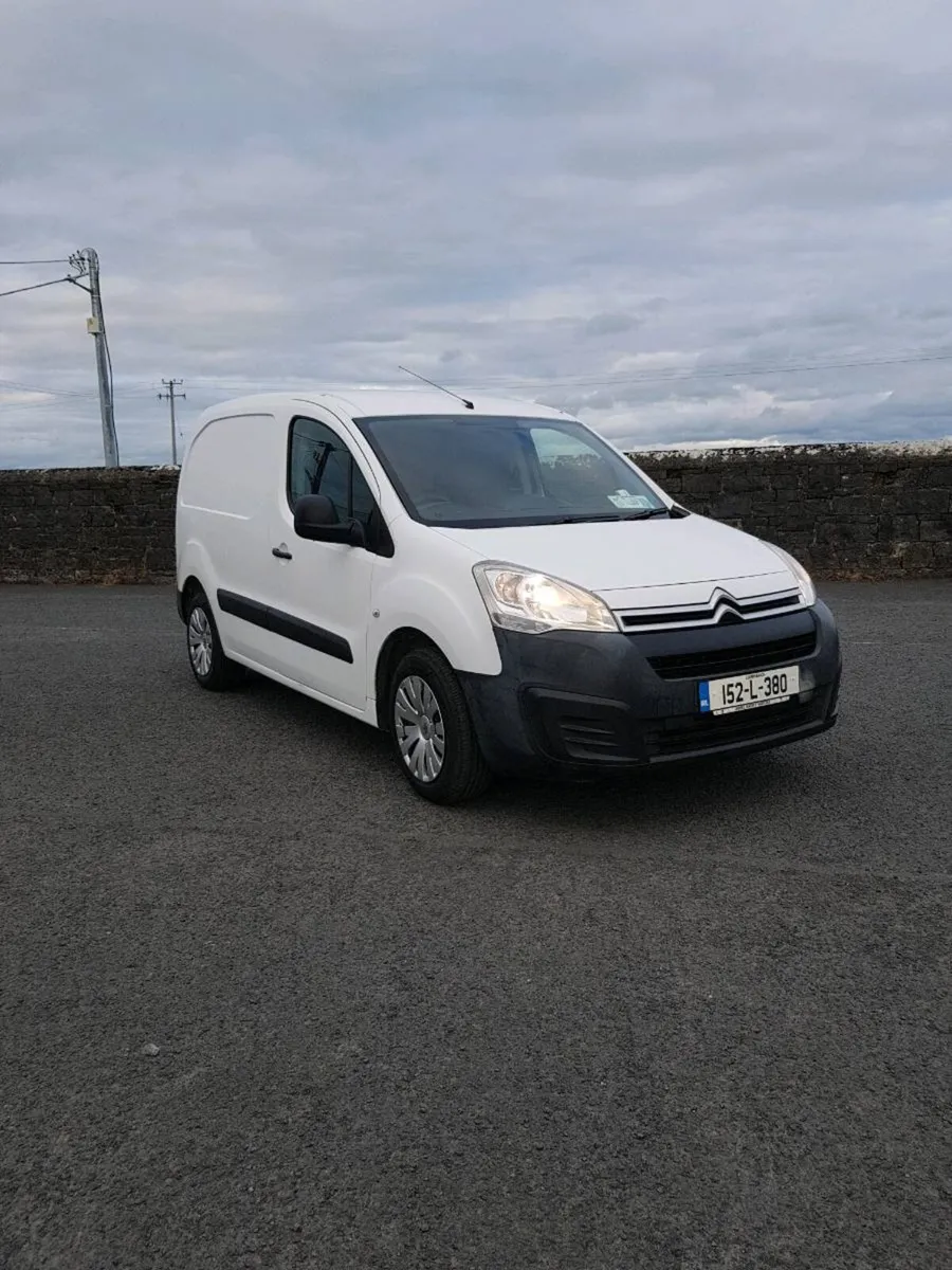 152 Citroen Berlingo 1.6 3 seater - Image 1