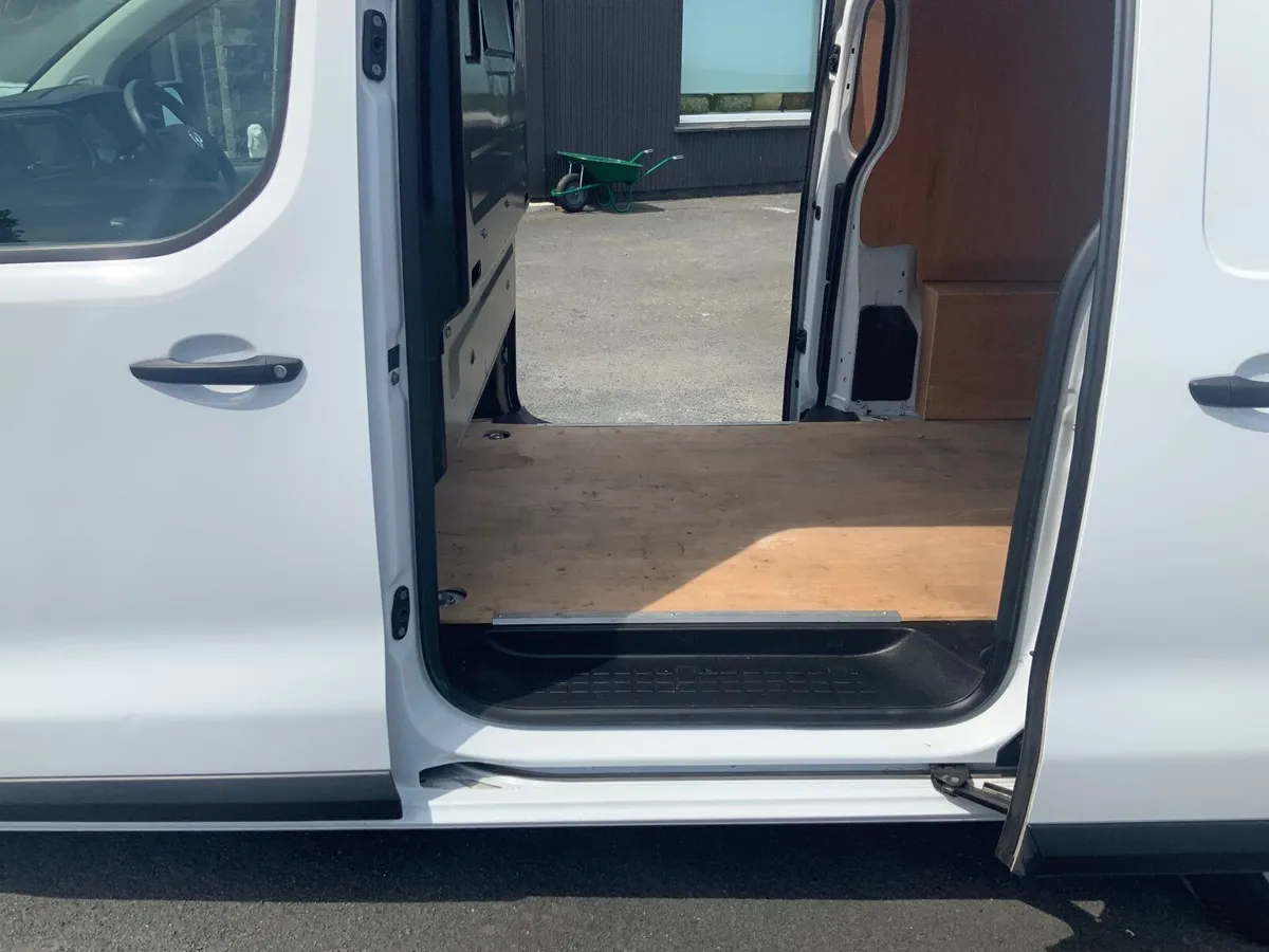 Vauxhall Vivaro 2023 - Image 2