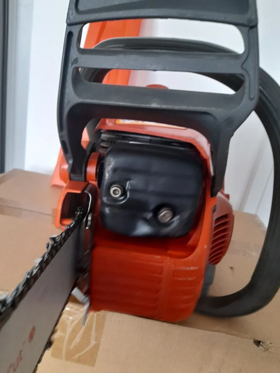 selling chainsaw - Image 4