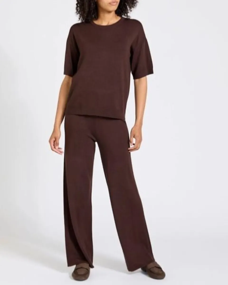 New Chocolate Brown Co-Ord Set: Size XS  Suit 8-10 - Image 1