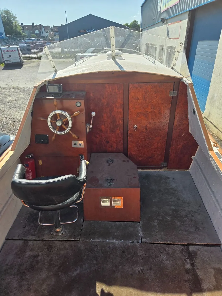 Boat - Image 3