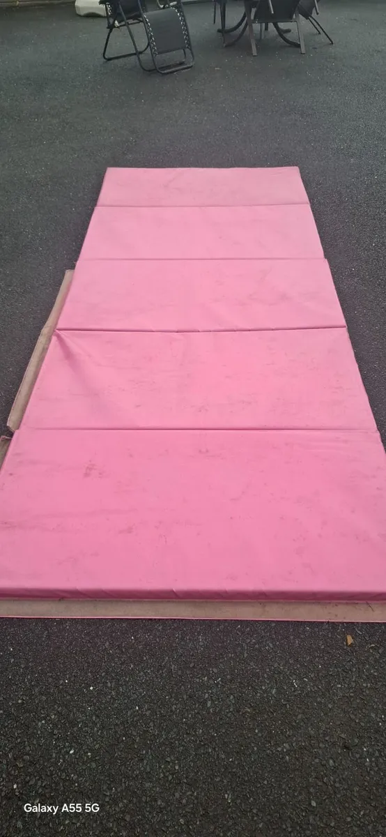 Folding Gym / Crash Mats - - Image 4