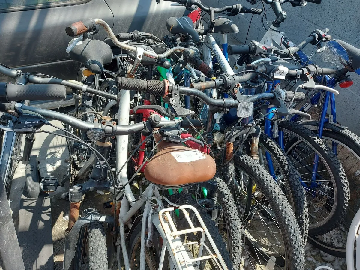 Online Push Bikes & Scooters Auction - Image 1