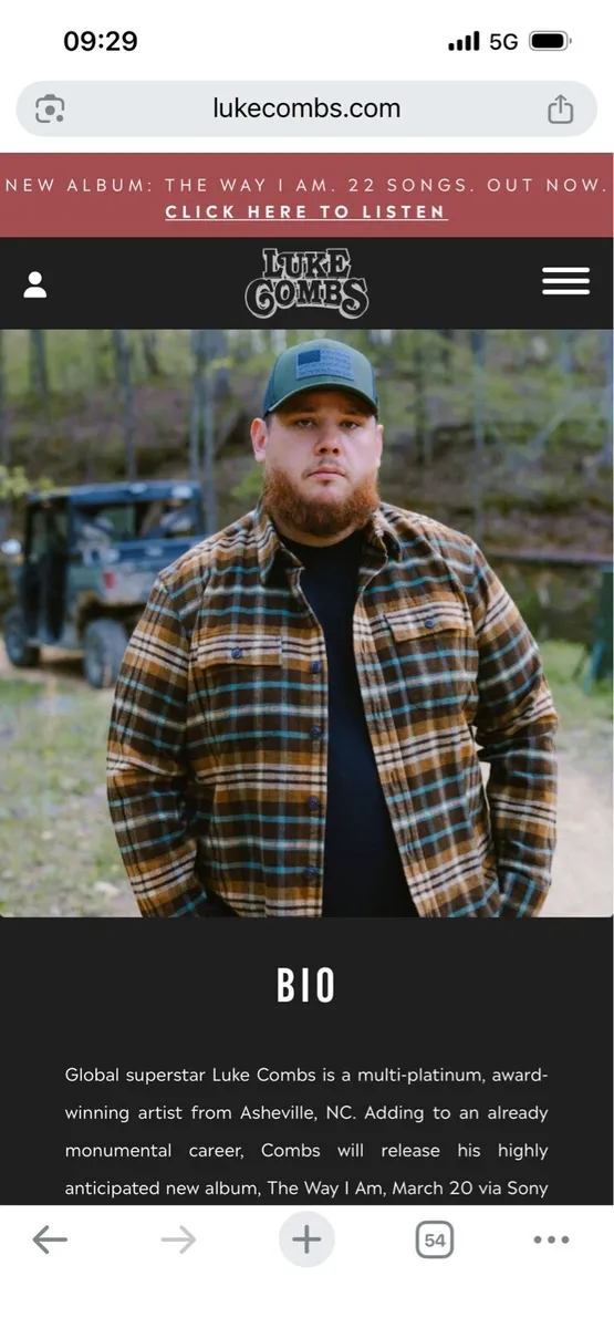 Luke Combs Saturday Night
