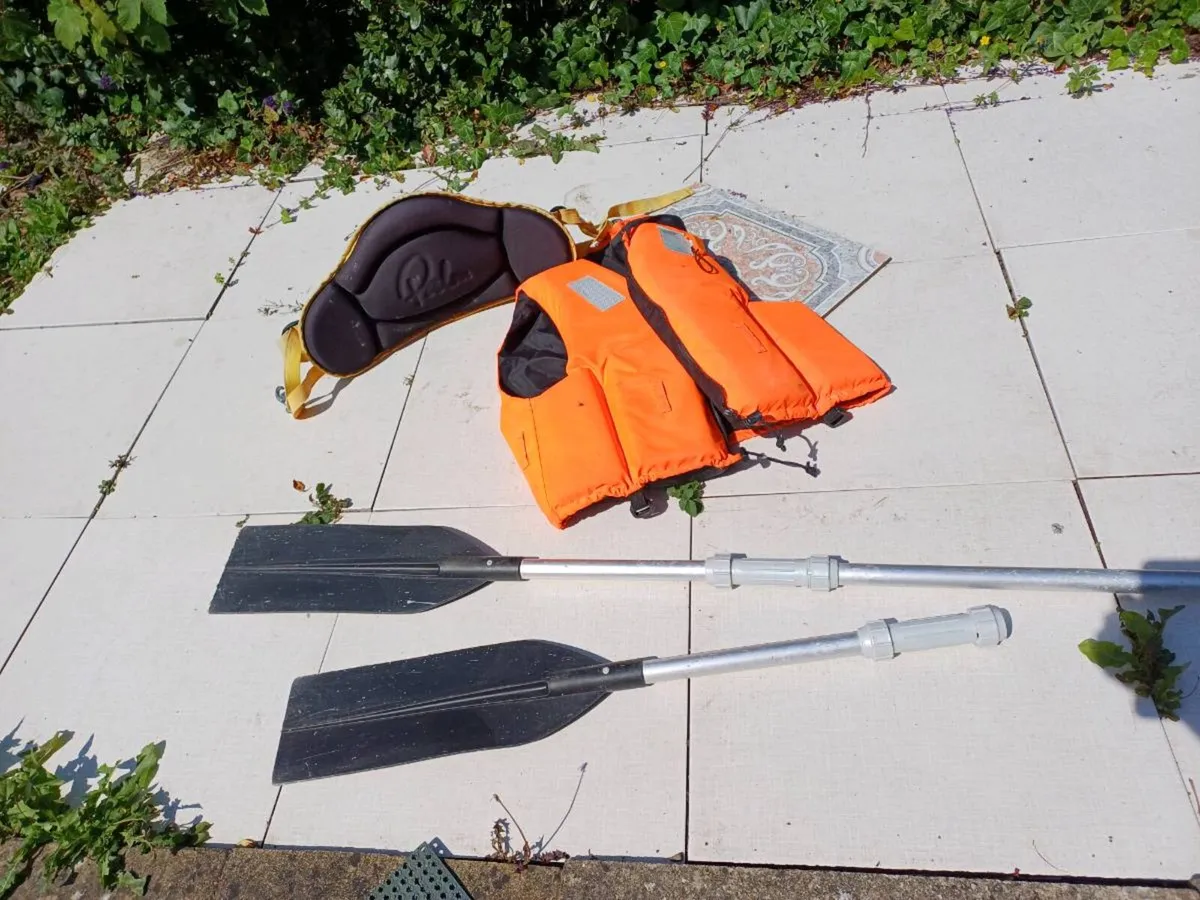 Kayak paddle seat jacket - Image 2