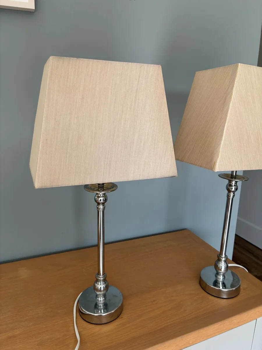 2 bedside lamps - Image 3