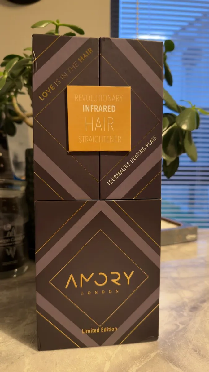Hair straightener - Image 2