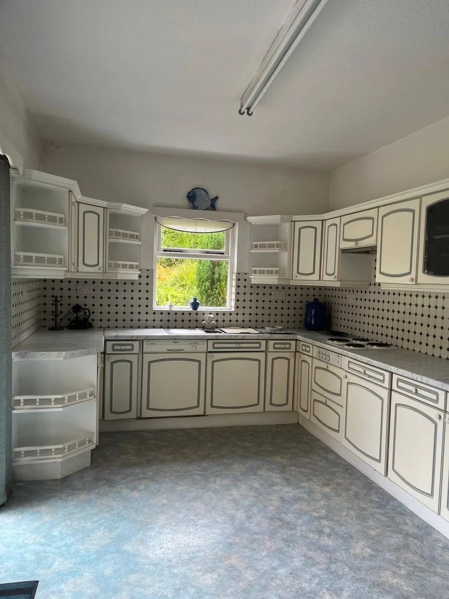Kitchen - Image 1