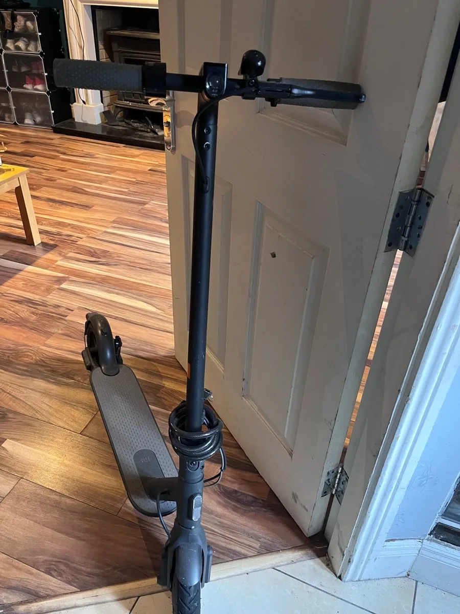 Mi Electric Scooter 1S - Image 3