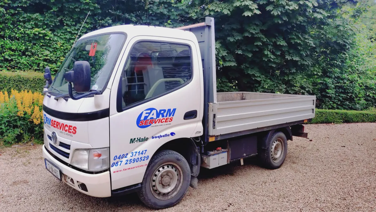 Toyota Dyna 2013 - Image 3