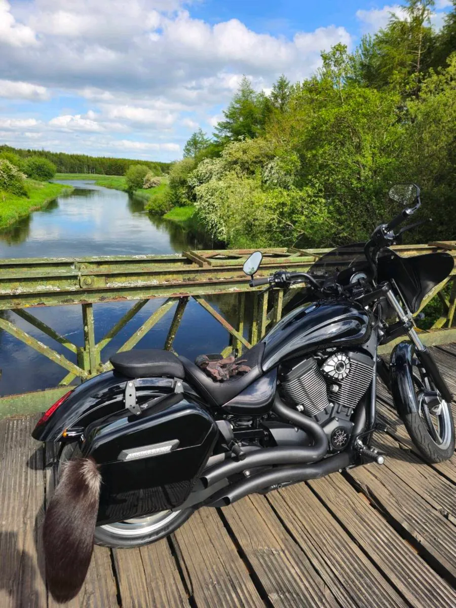 2014 Victory Vegas 8-Ball 1730cc (106ci) – Lloyd’z - Image 1
