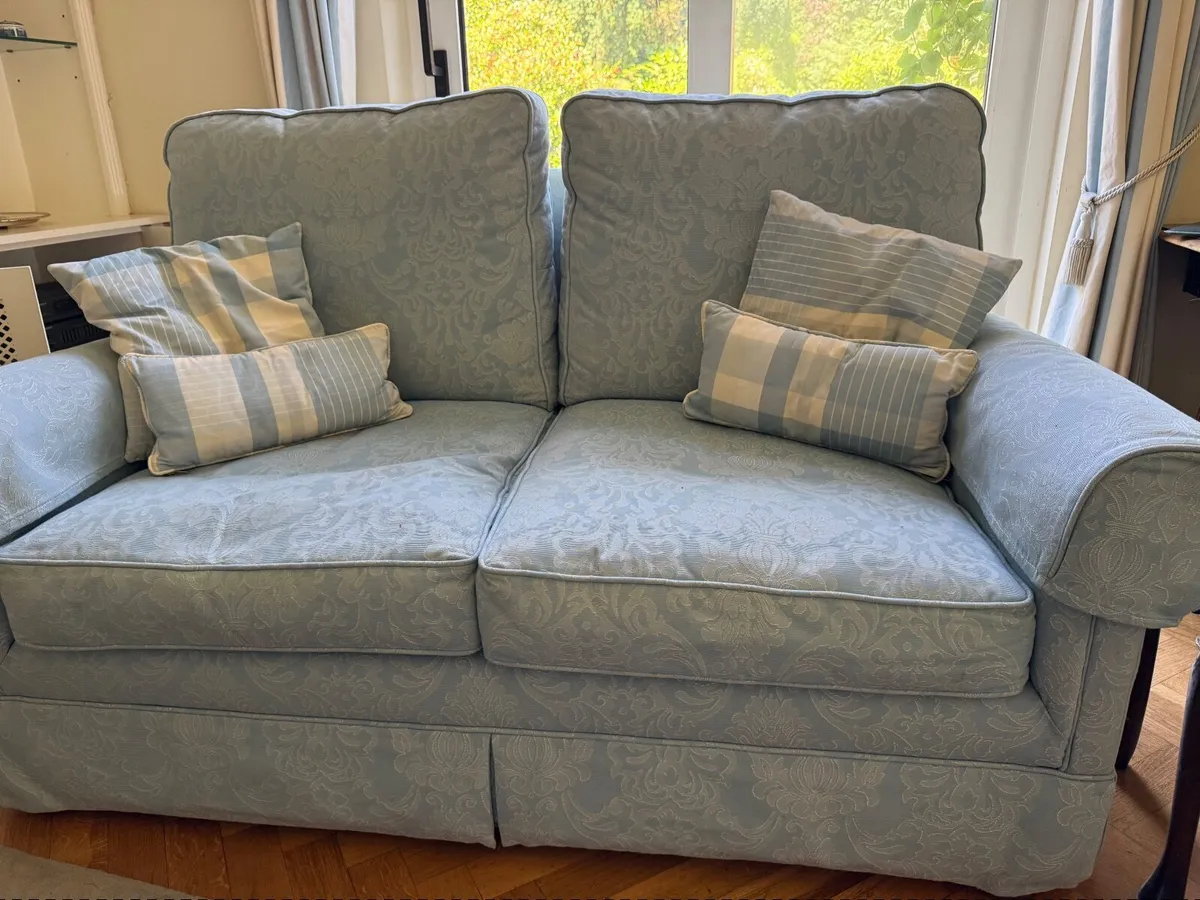 2 seater couch - Image 2