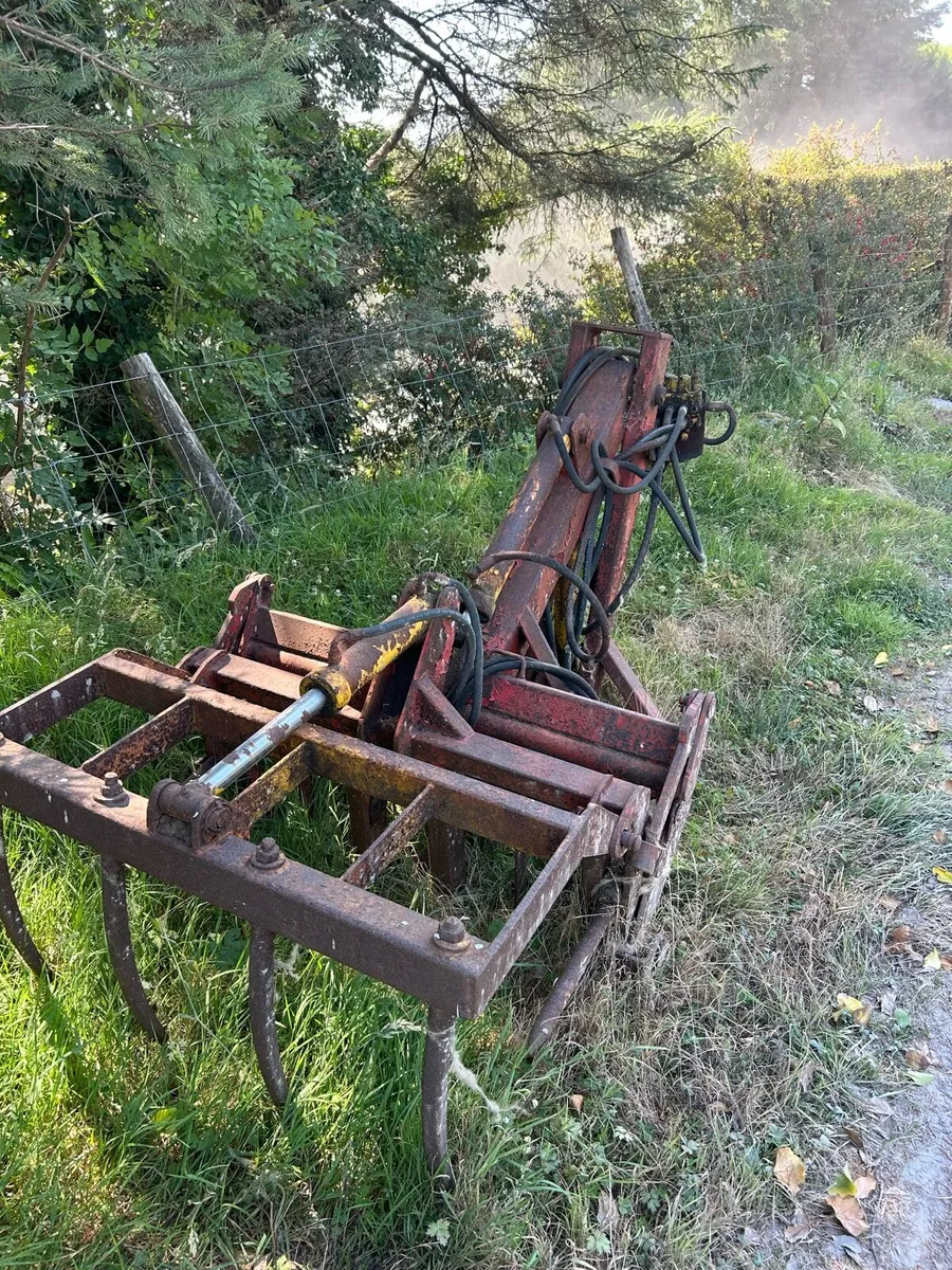 Rear tine grab - Image 1