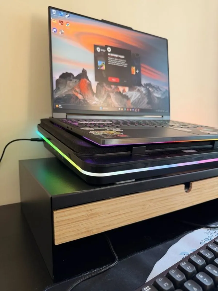 Lenovo Legion 7 16 Gaming Laptop - Image 2