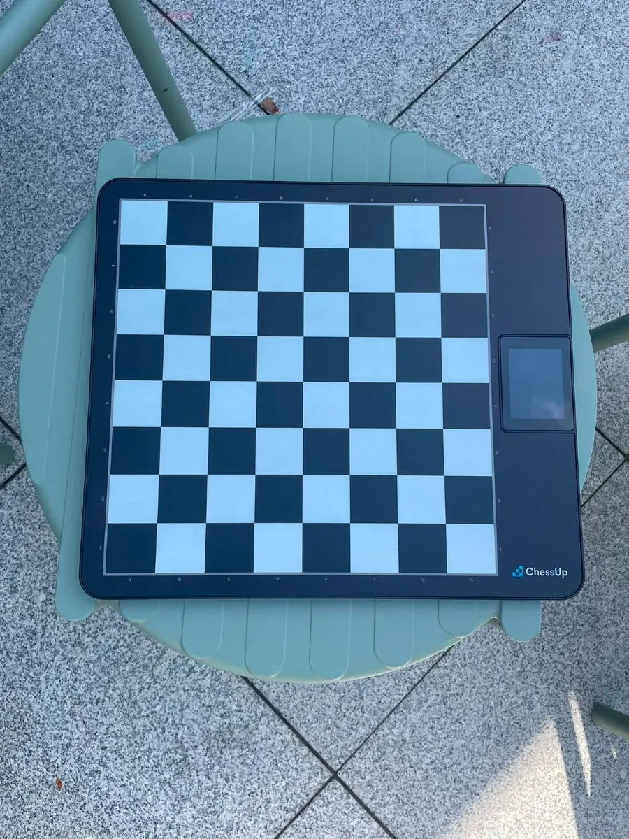 Chessup 2 interactive online chessboard - Image 2