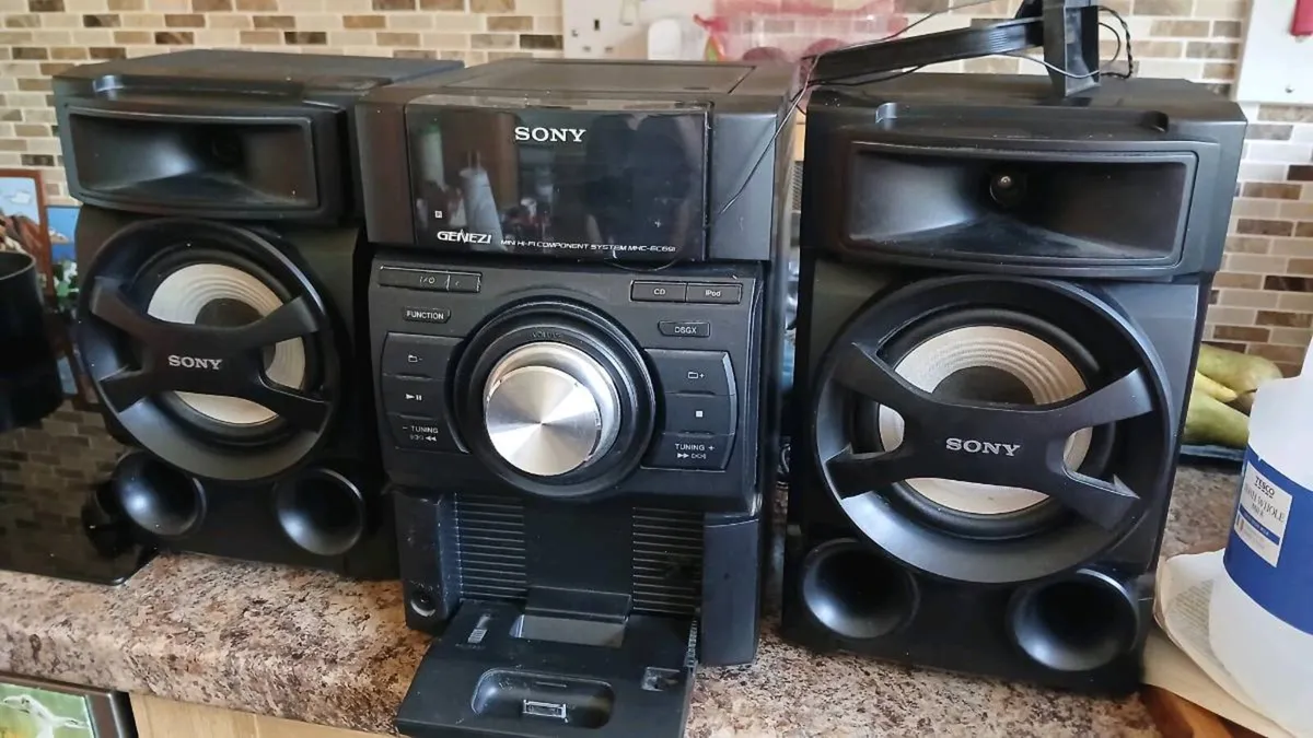 Sony music system. - Image 2