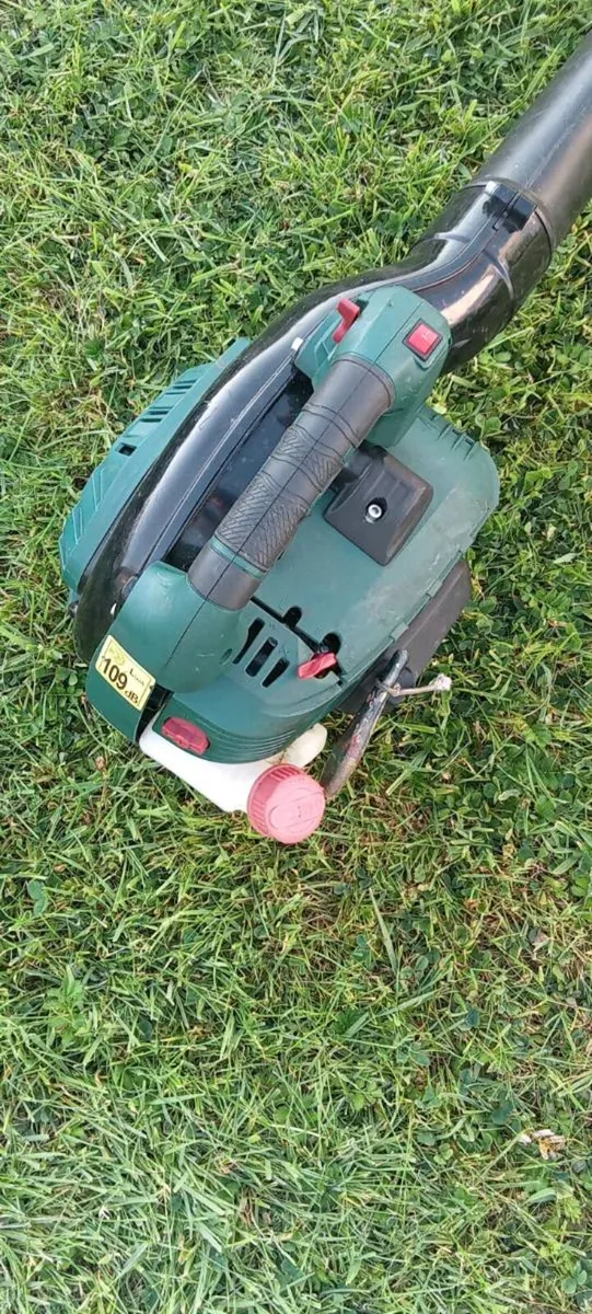 Petrol blower - Image 3
