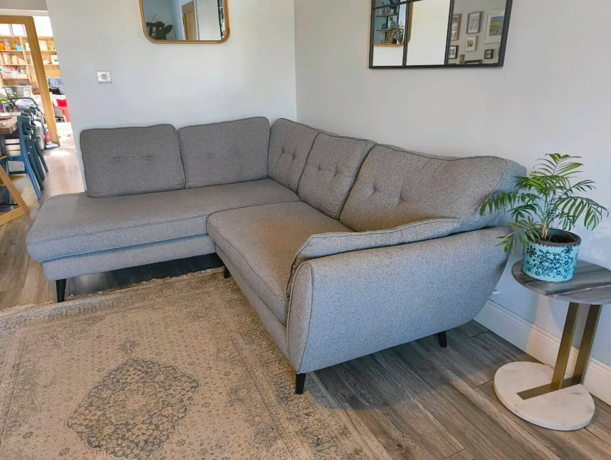 French connection sofa for sale - Image 3
