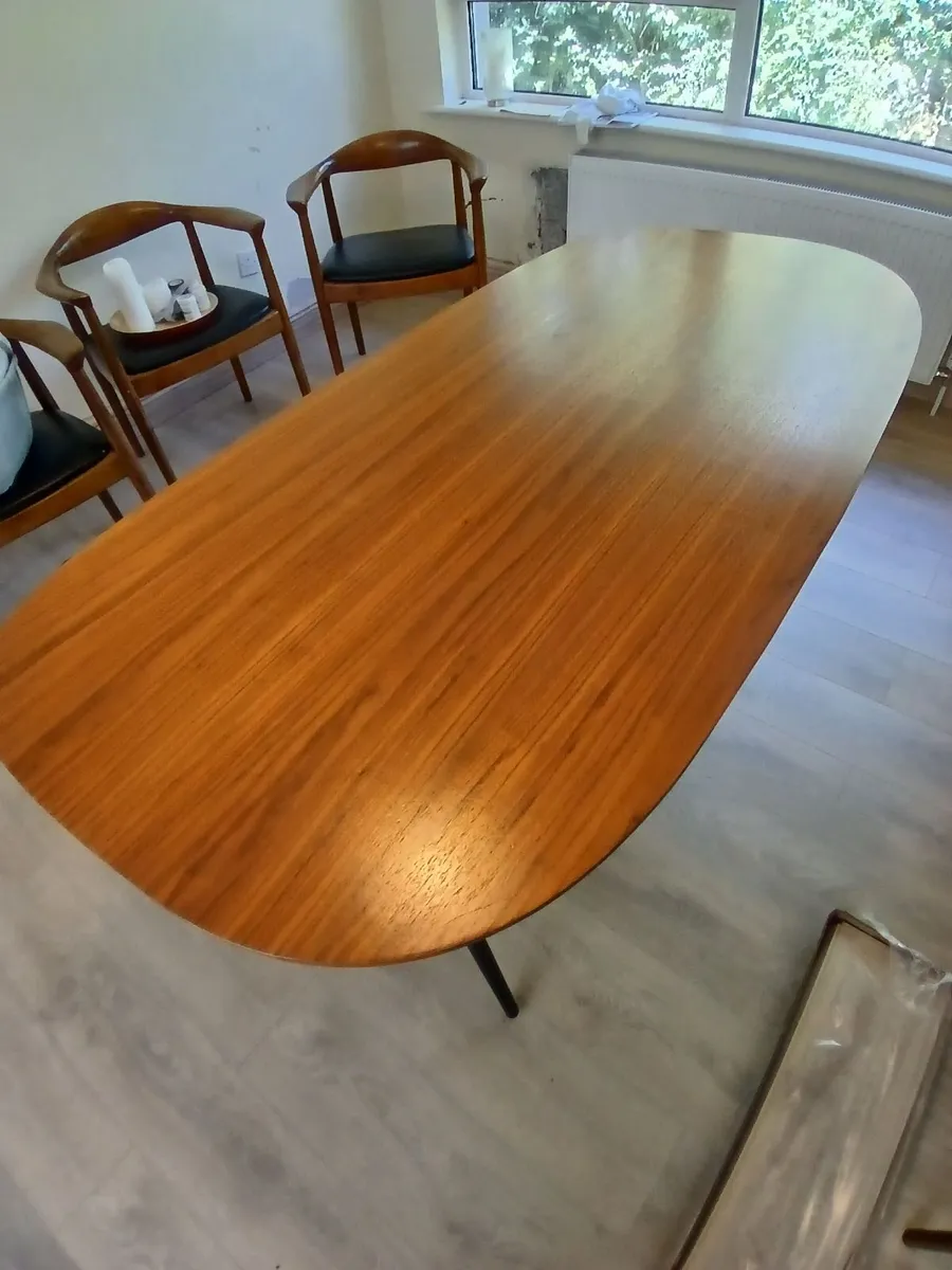 Dining Table - Image 2