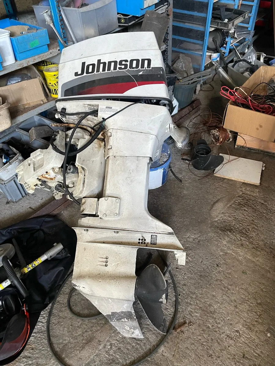 Johnson 70 parts & lower unit props fuel tank - Image 1