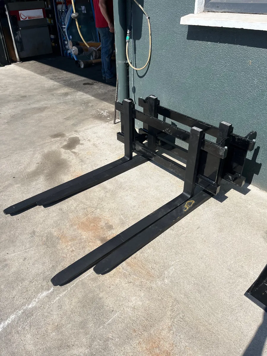 Quicke Pallet Forks - Image 3