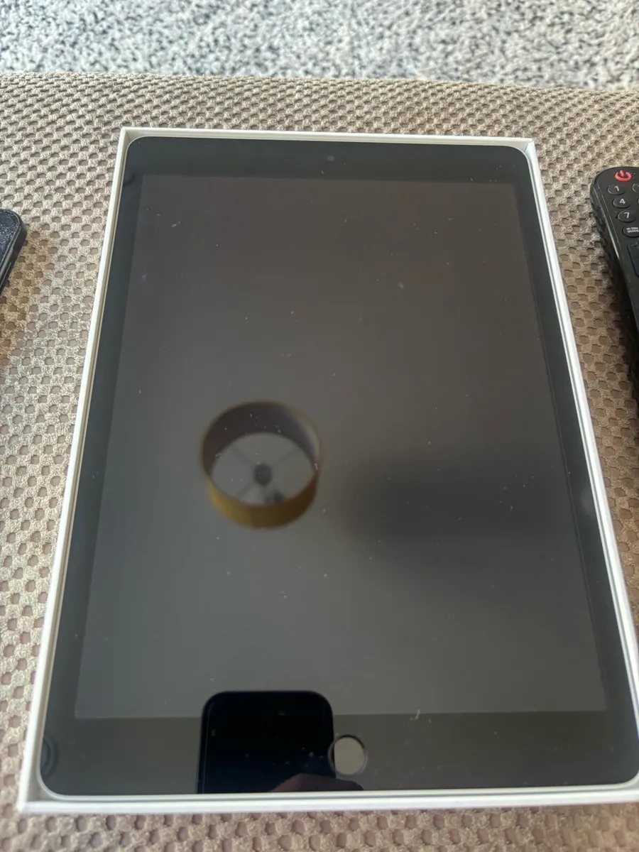 iPad - Image 3