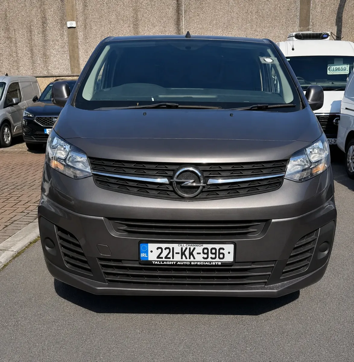 2022 Vivaro Long Wheelbase - Image 2