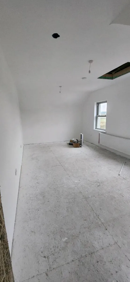New build interior Spray and painting - Image 1