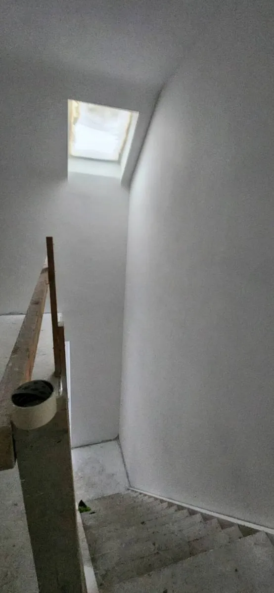 New build interior Spray and painting - Image 2