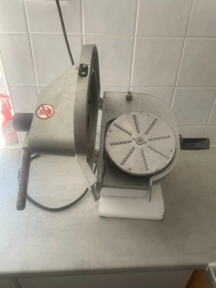 Food shredder - Image 2