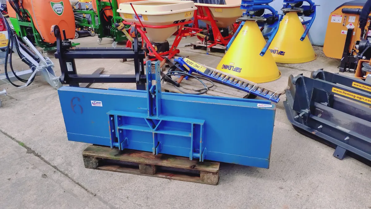 6 ft Transprot Box - Image 1