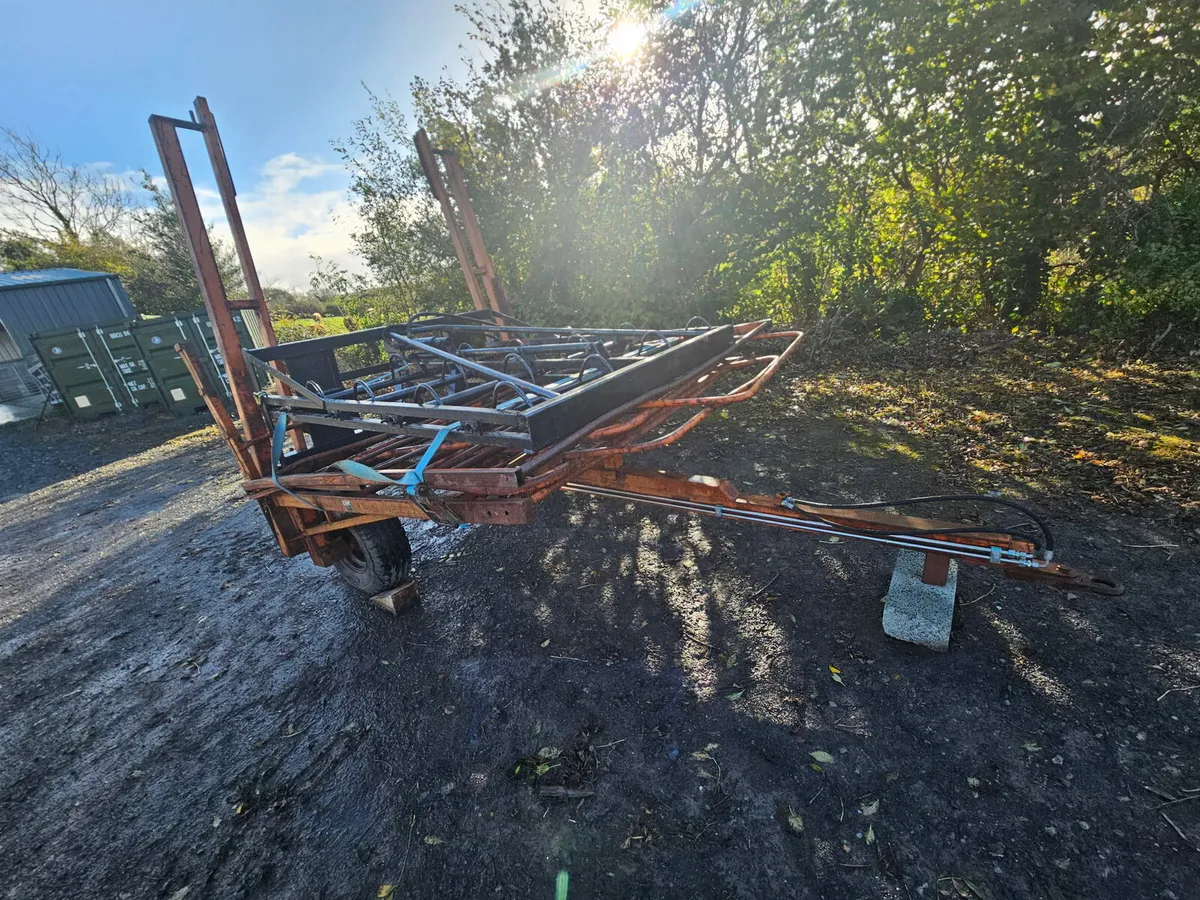 Square Bale Grab and Trailer - Image 1