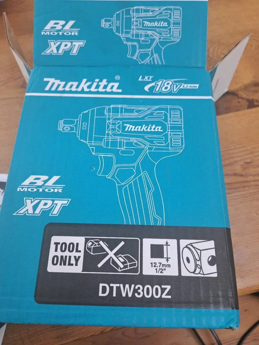 Marital BTW 300Z - Image 3
