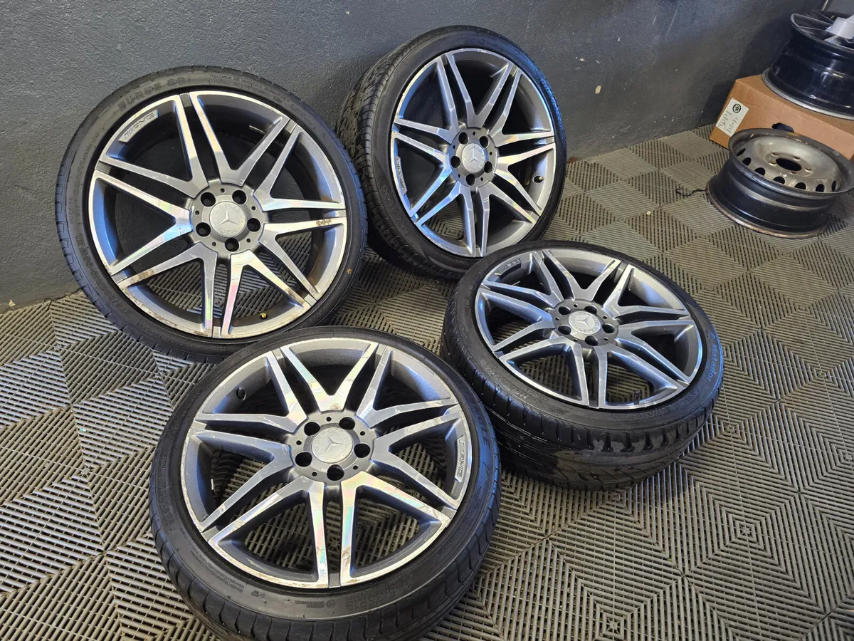 19" Mercedes AMG Alloys (Genuine) - Image 2