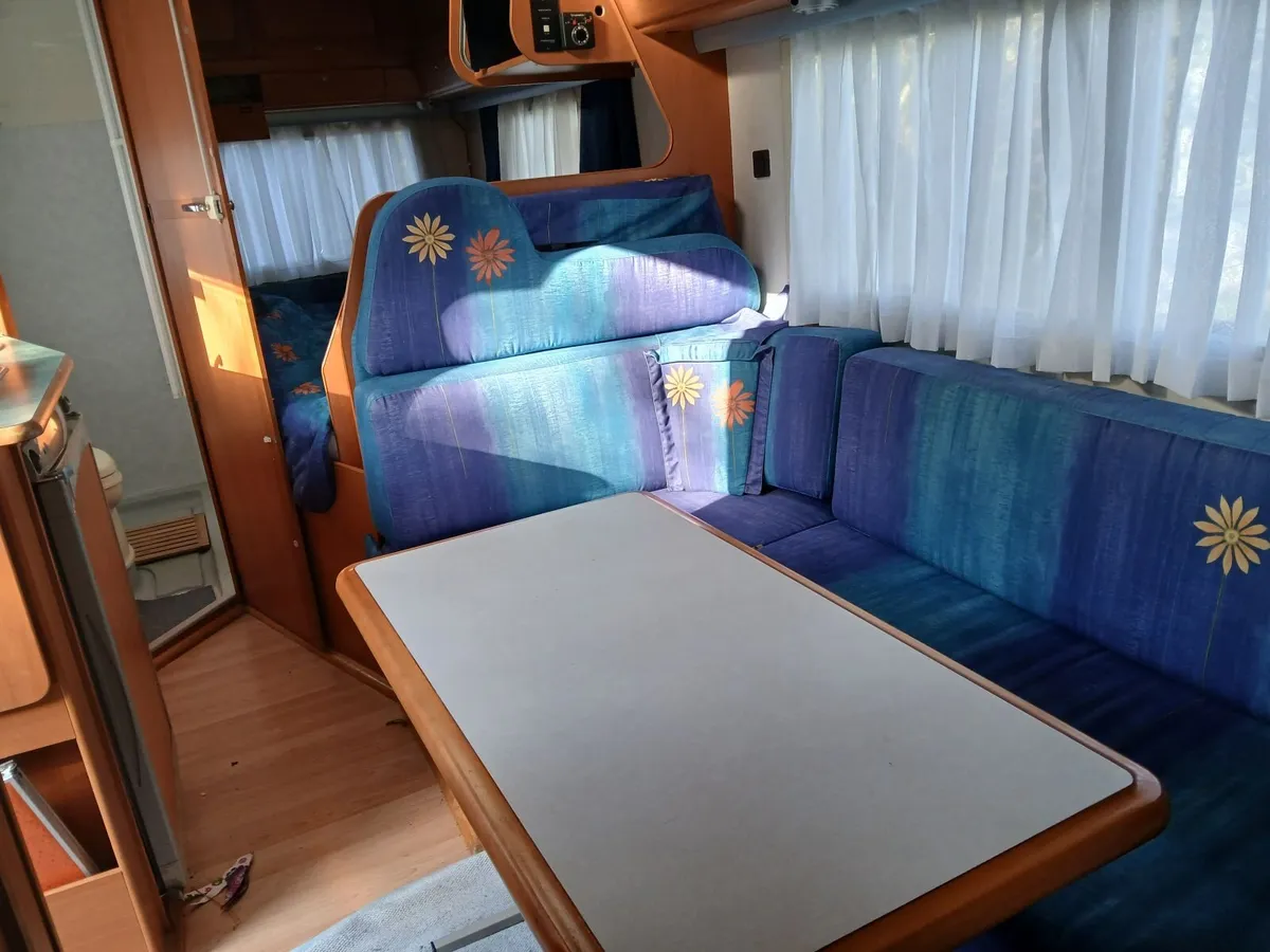 Motorhome - Image 3