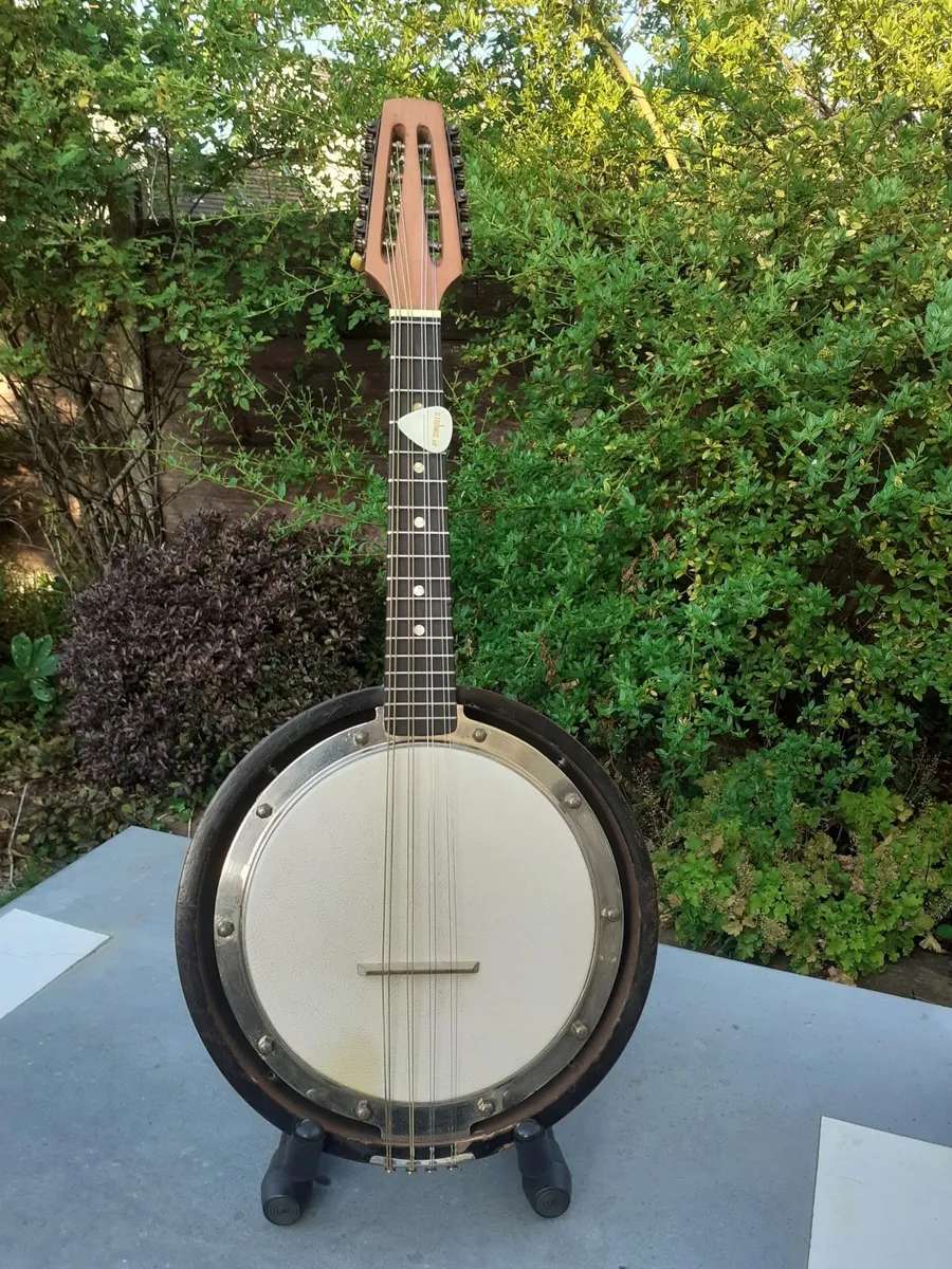 Banjo Mandolin - Image 1