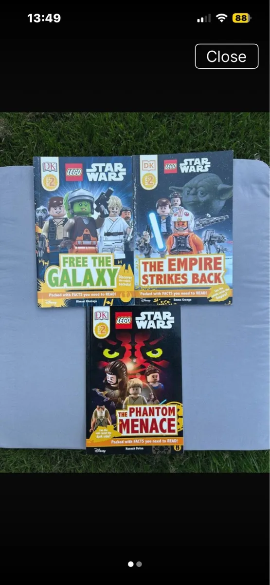 FREEPOST 3 x LEGO Star Wars Books - Image 1